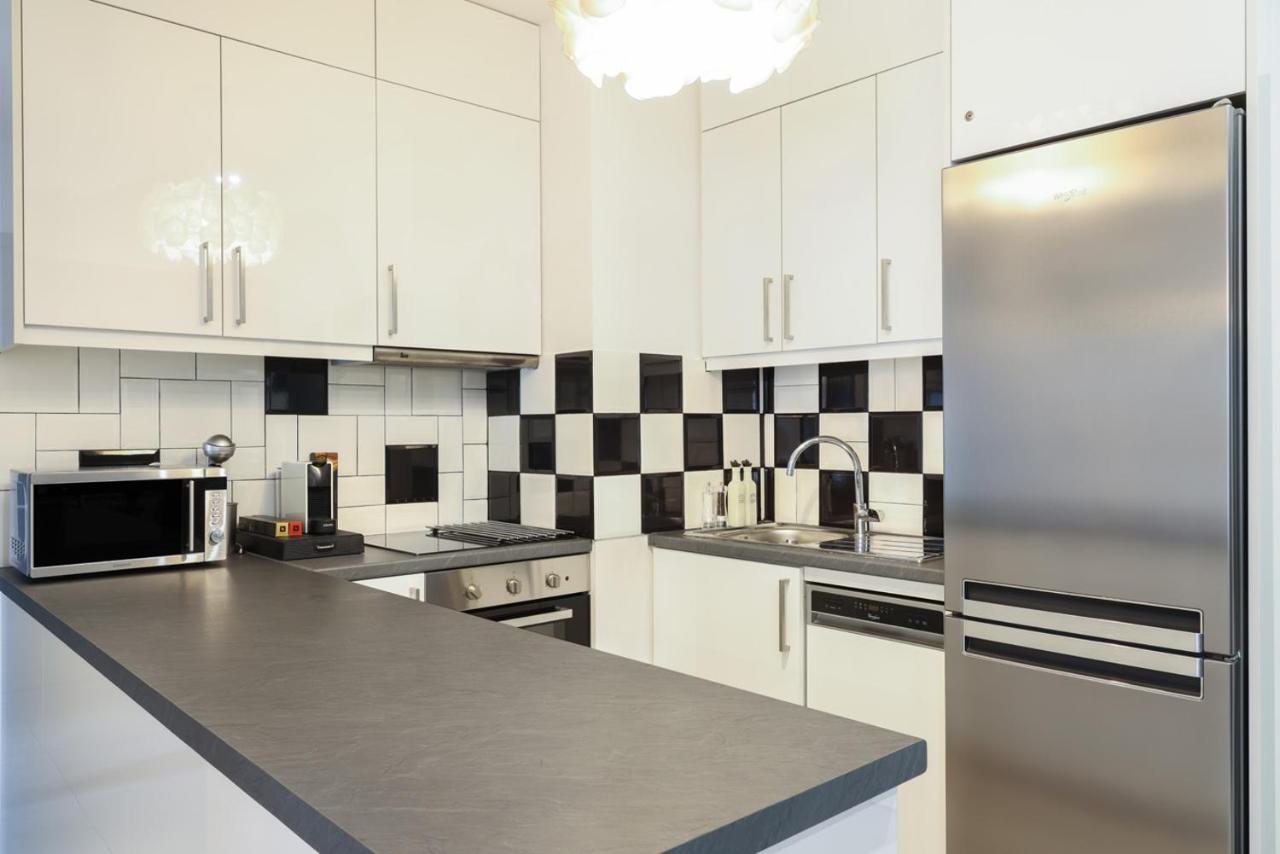 Comfort & Relax Apartment In Athens Riviera Luaran gambar